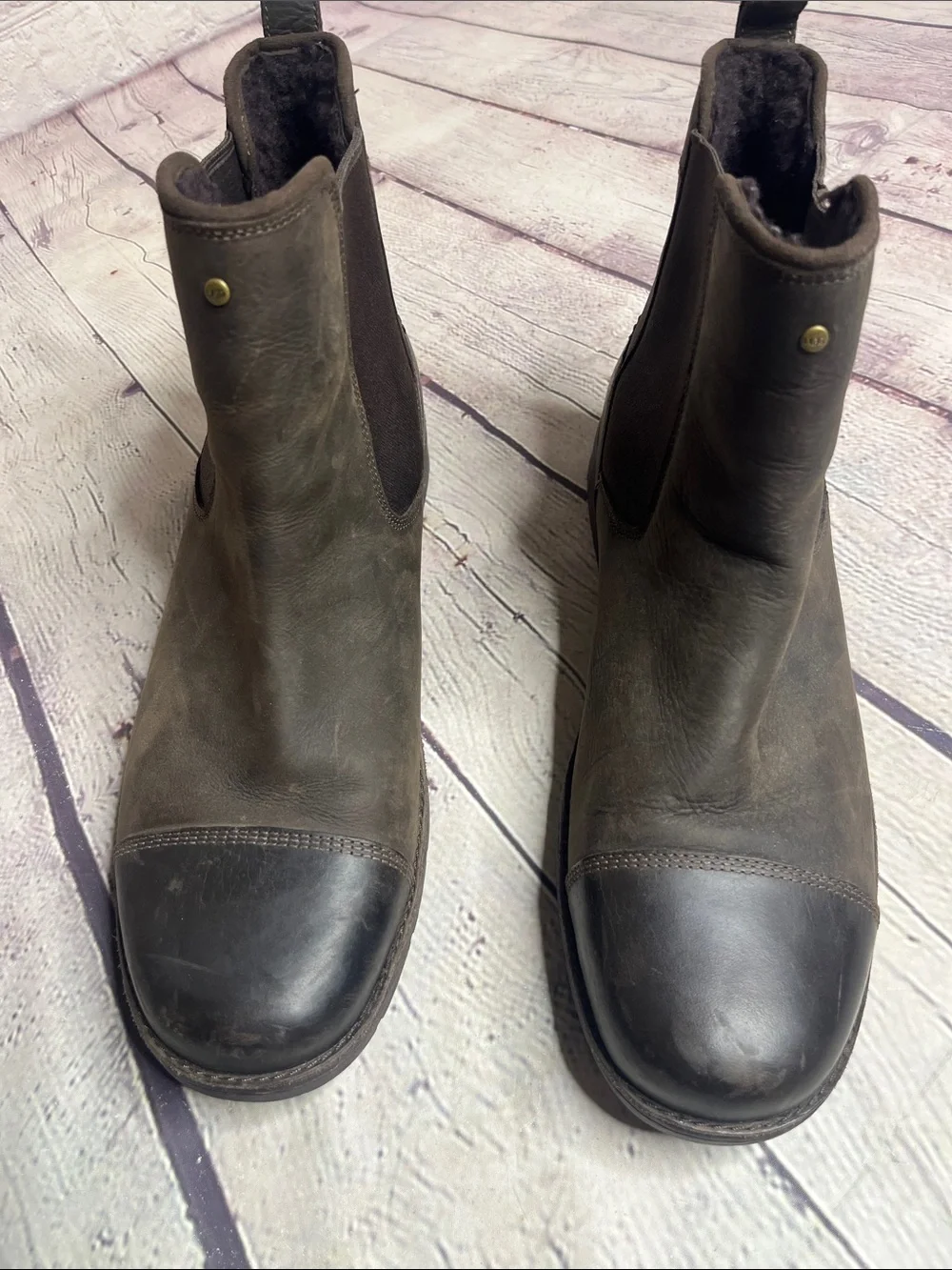 UGG Men's Runyon Chelsea Boots